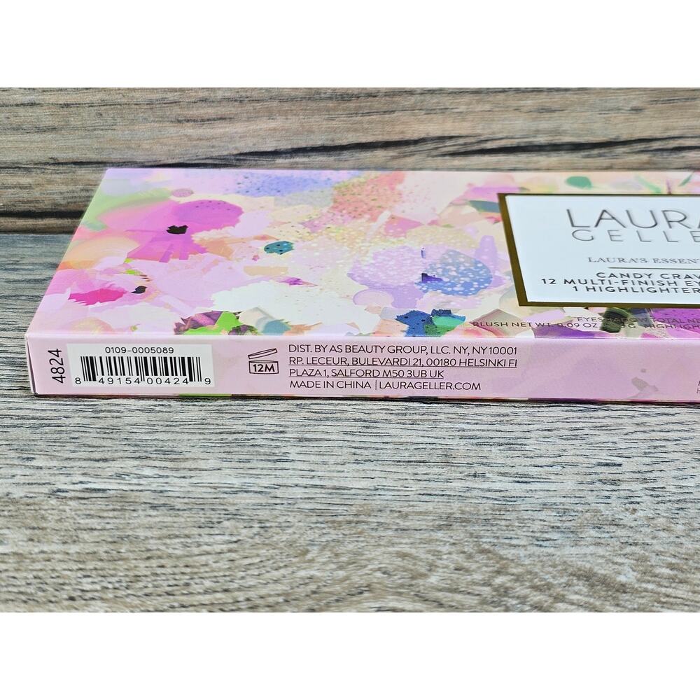 Laura Geller Palette 12 Multi-Finish Eyeshadows + 1 Highlighter + 1 Blush - Picture 5 of 5